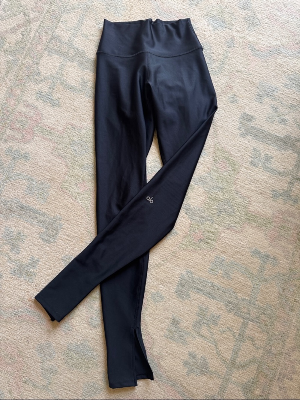 ALO Yoga Black High-Waist split leg  Leggings
